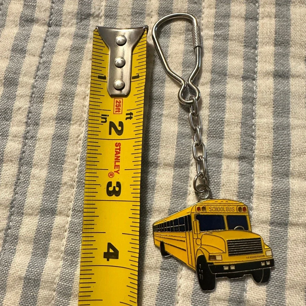 Vintage Yellow School Bus Enamel Keychain Silver Tone Metal Bus‎ Driver Gift